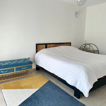 Maison Familiale Avec Piscine Pres De Nimes Calme & Confort En Provence *